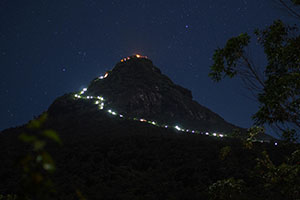Trekking Adam's Peak (Sri Pada)